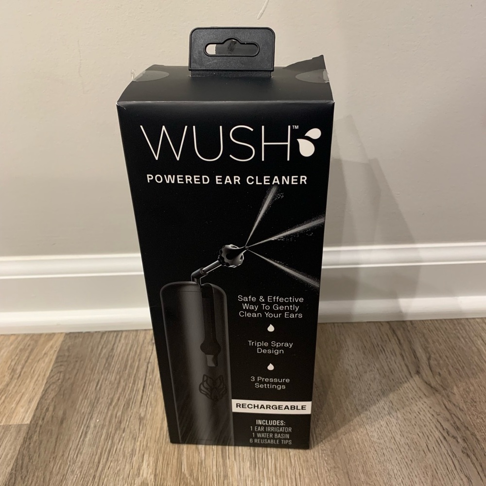 Black Wolf "Wush Pro" Water Powered Ear Cleaner (Black) READ